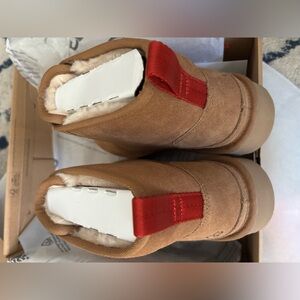 NWT UGG Neumel Platform Zip Suede Boot Chestnut Size 9